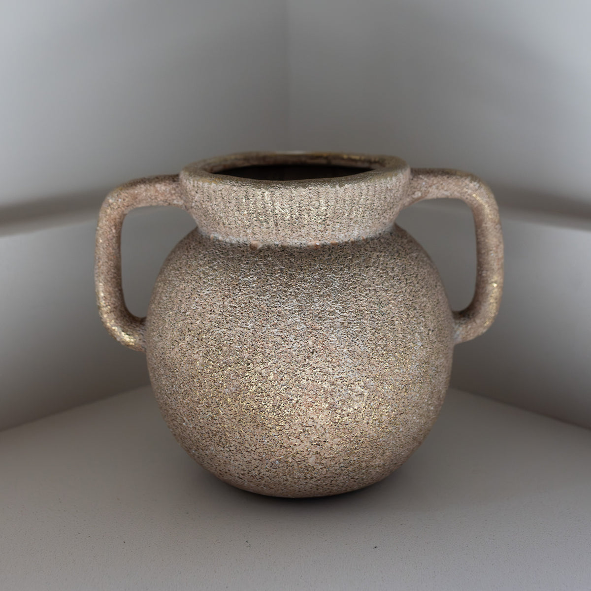 Astin Vase