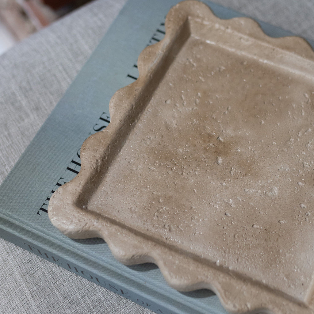 10" Cream Square Scallop Tray