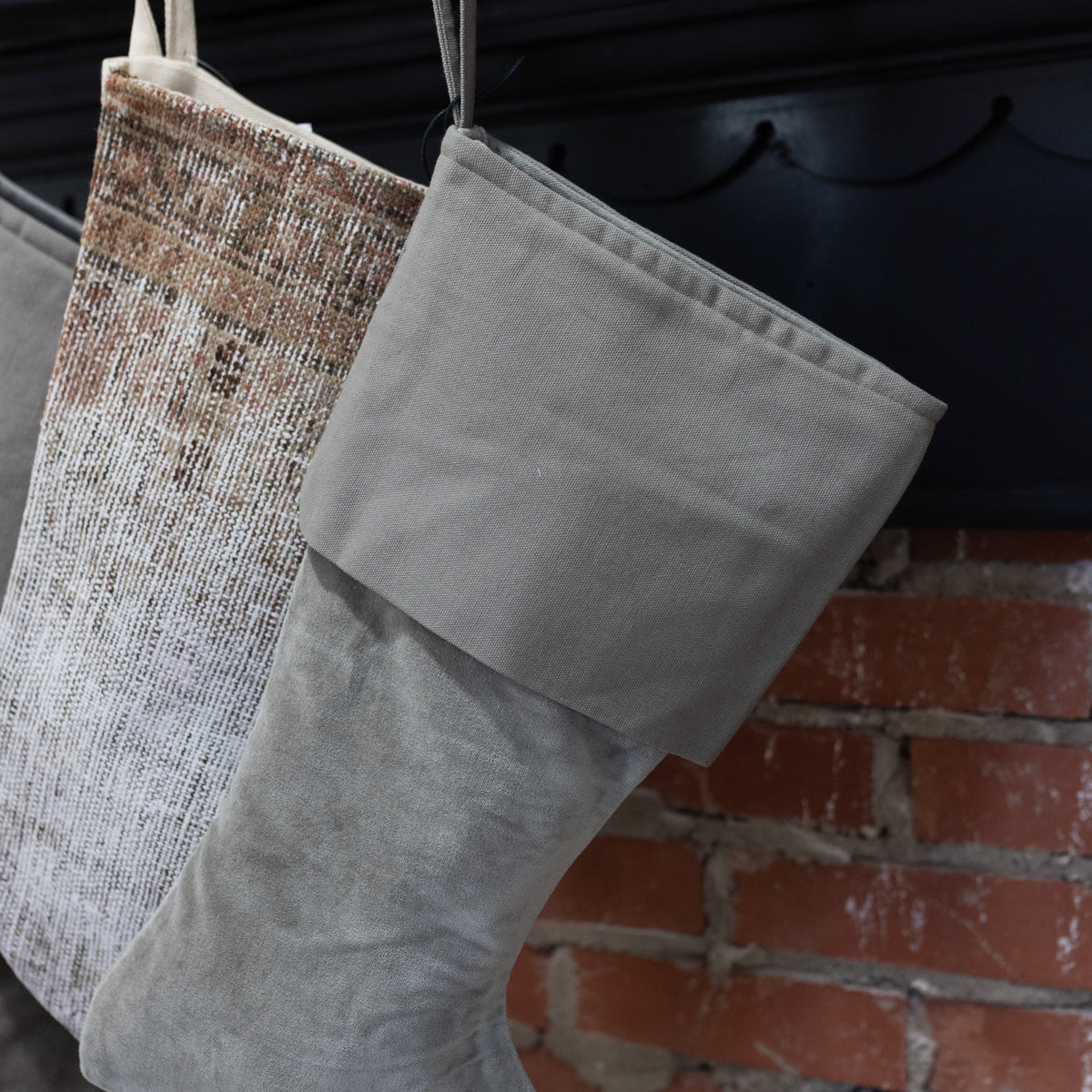 Vera Velvet Stocking | Cypress Color