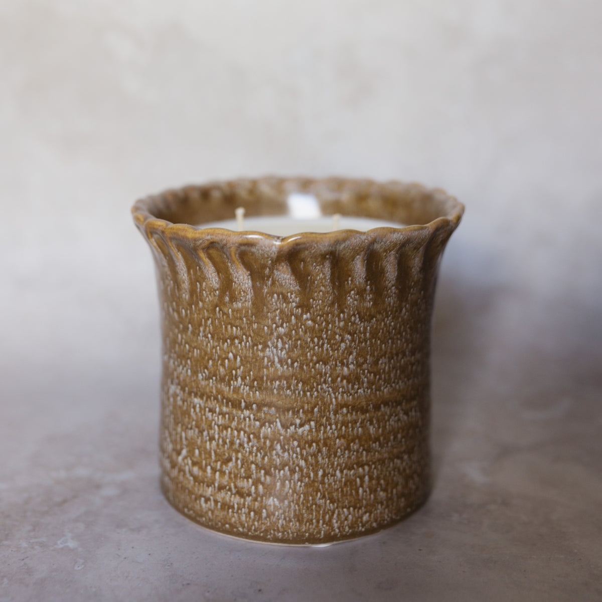 19 oz. Ceramic Balsam & Cedar Candle